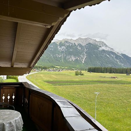 Haus Am Waldrand Apartman Leutasch Kültér fotó